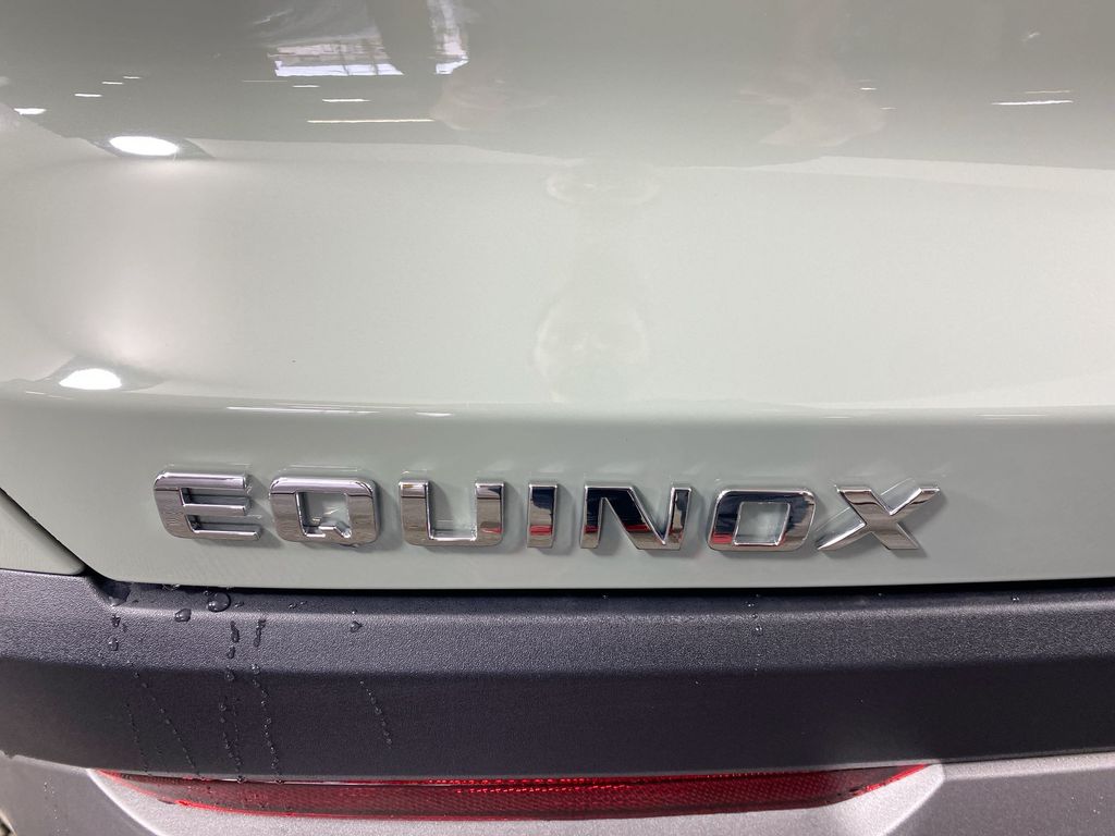 2025 Chevrolet Equinox LT 31