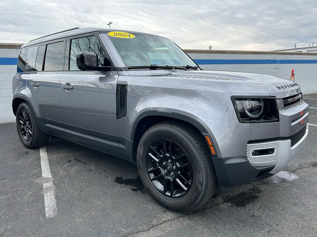 2024 Land Rover Defender 110 7