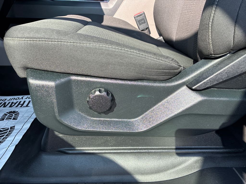 2020 Ford F-150 XL - 11