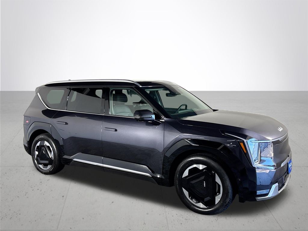 2026 Kia EV9 Land photo 4