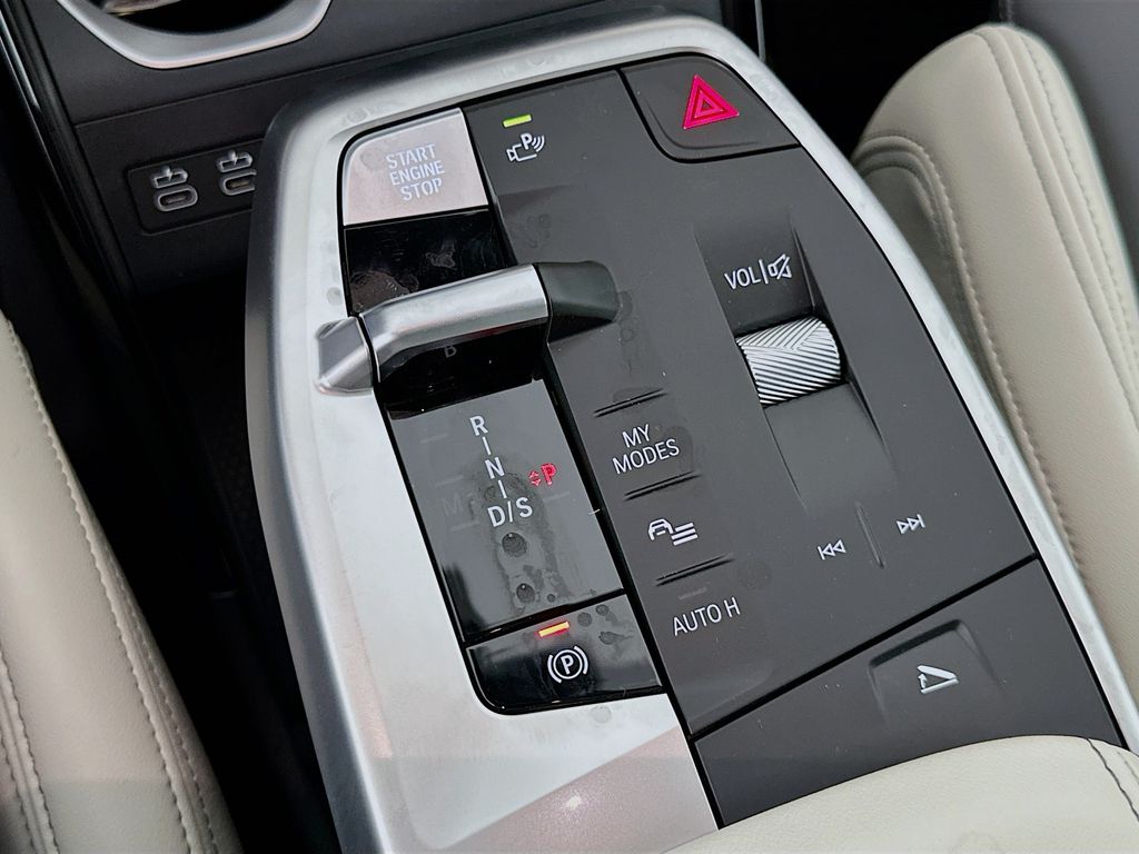 Thumbnail: 2026 BMW X1 - 15