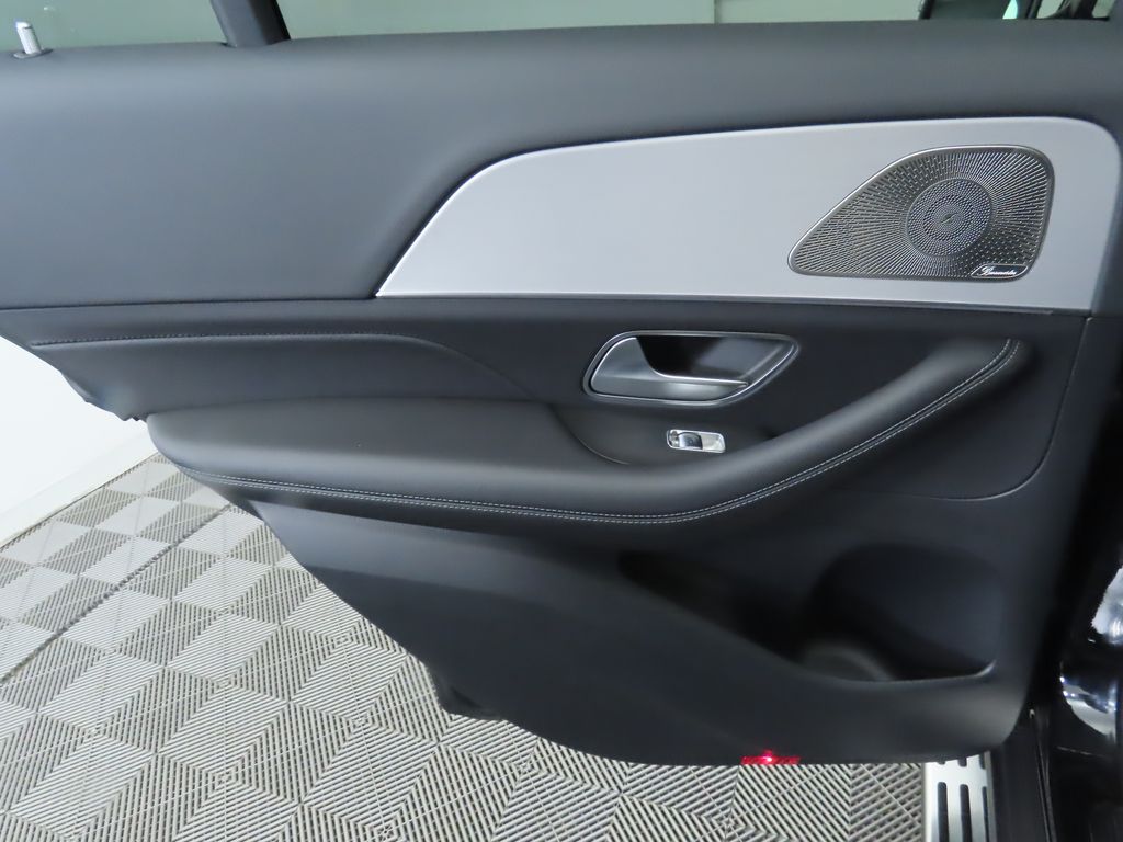 Thumbnail: 2026 Mercedes-Benz GLE - 28