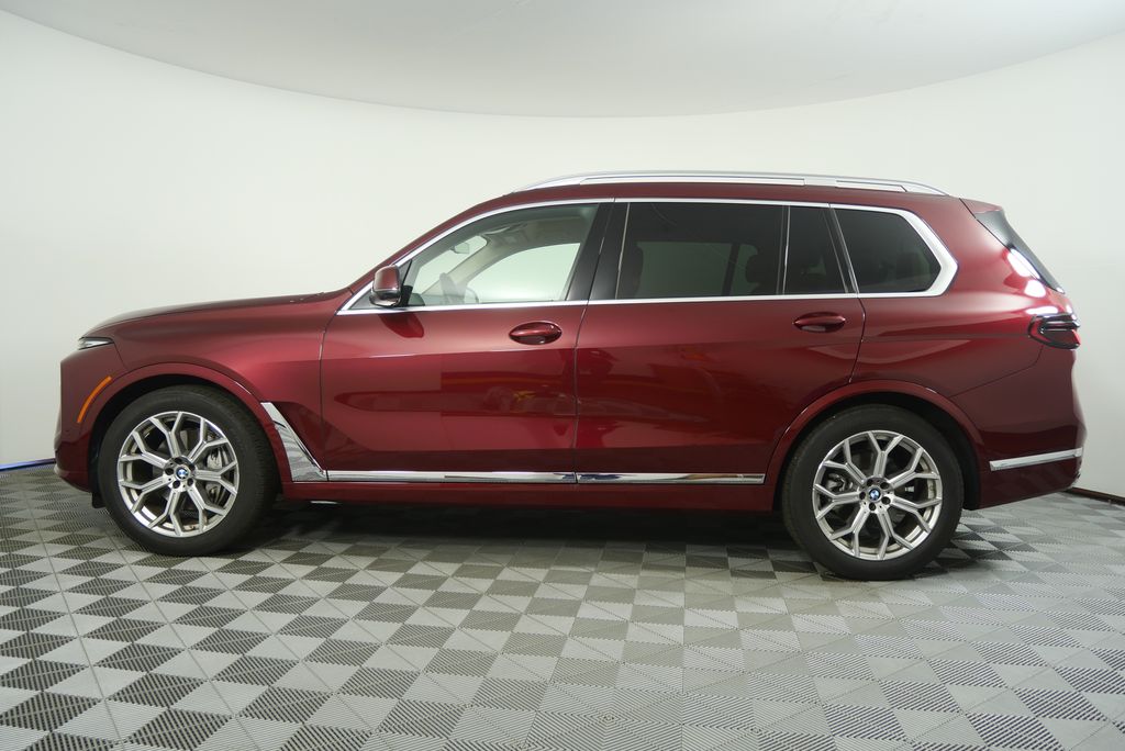 Thumbnail: 2026 BMW X7 - 6