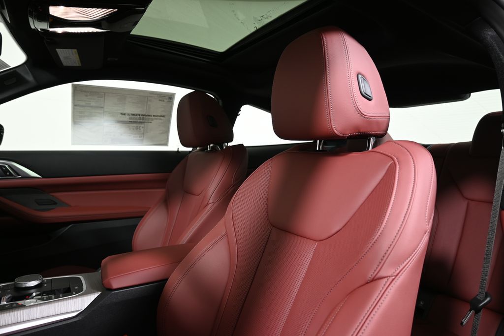 Thumbnail: 2026 BMW 4 Series - 16