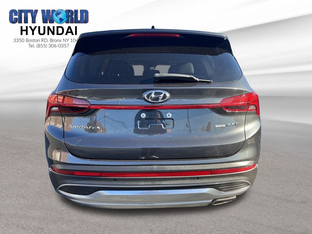 2021 Hyundai Santa Fe Limited 4