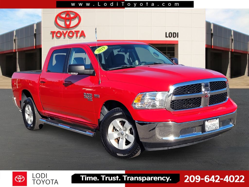 2019 RAM 1500 Classic SLT Crew Cab 4WD
