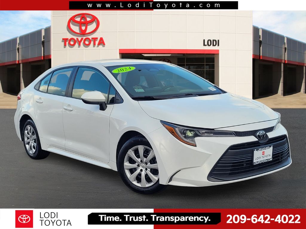 2024 Toyota Corolla LE FWD