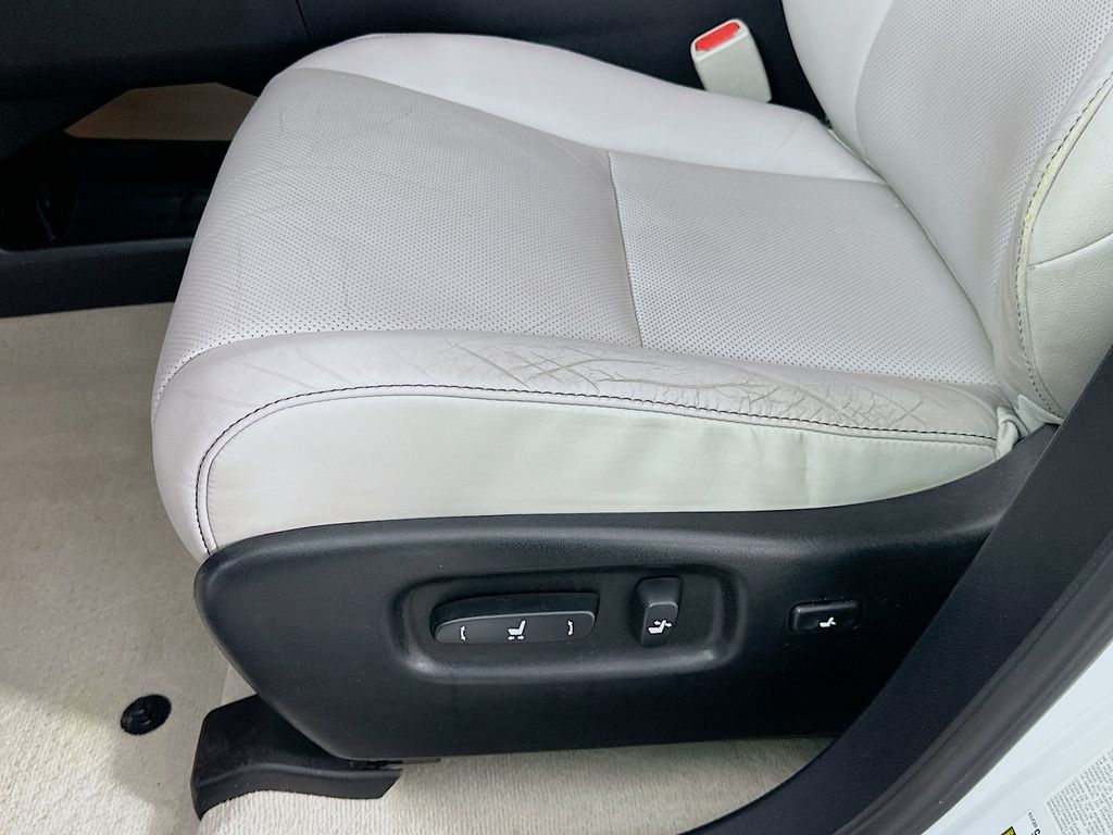 Thumbnail: 2015 Lexus RX - 20