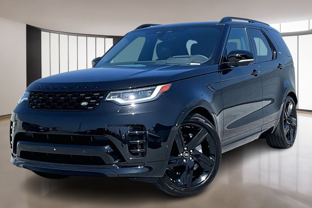 2024 Land Rover Discovery P300 Dynamic SE AWD