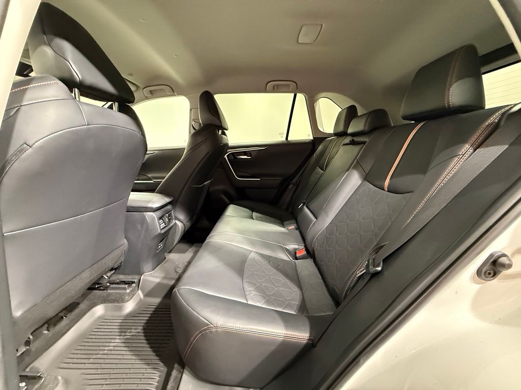 Thumbnail: 2024 Toyota RAV4 - 18