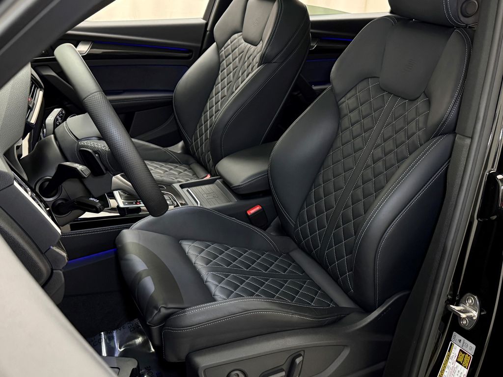 2023 Audi SQ5 Prestige 28
