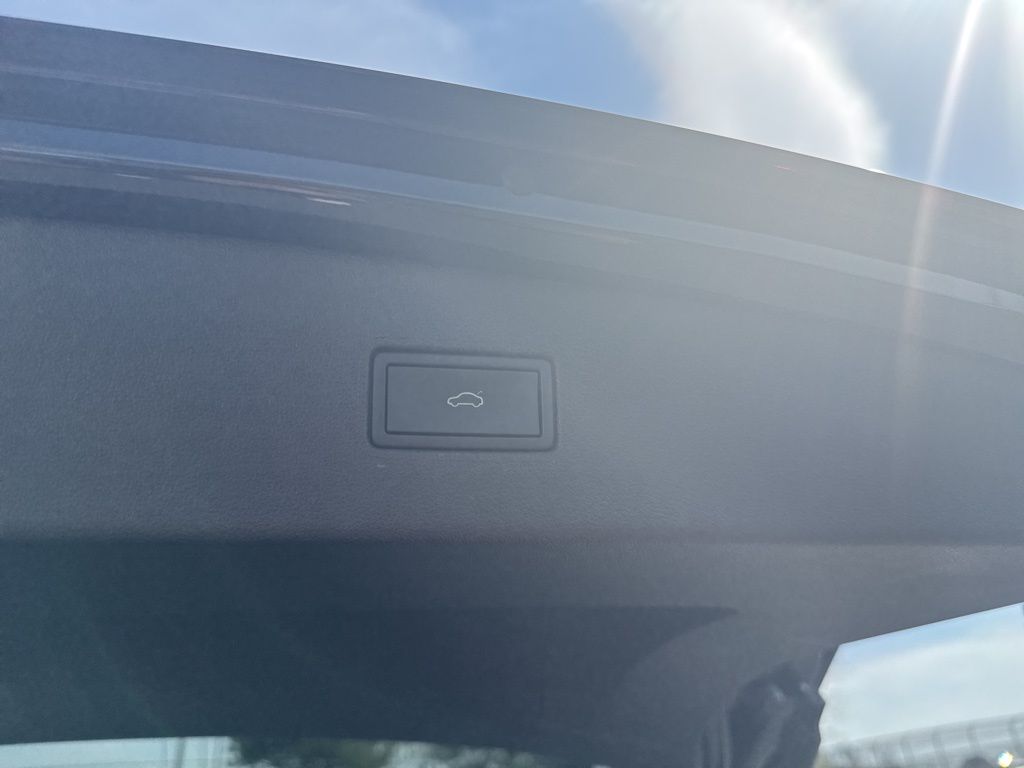 2024 Volkswagen Tiguan 2.0T SE Black at Sutliff Volkswagen