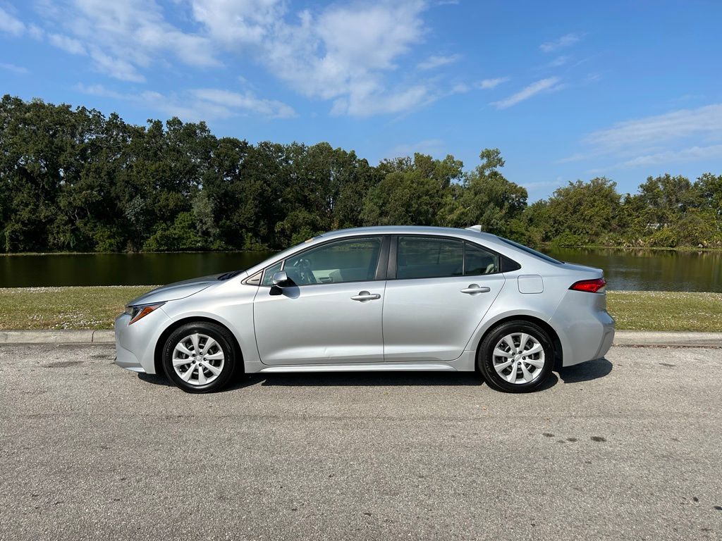 Thumbnail: 2022 Toyota Corolla - 2