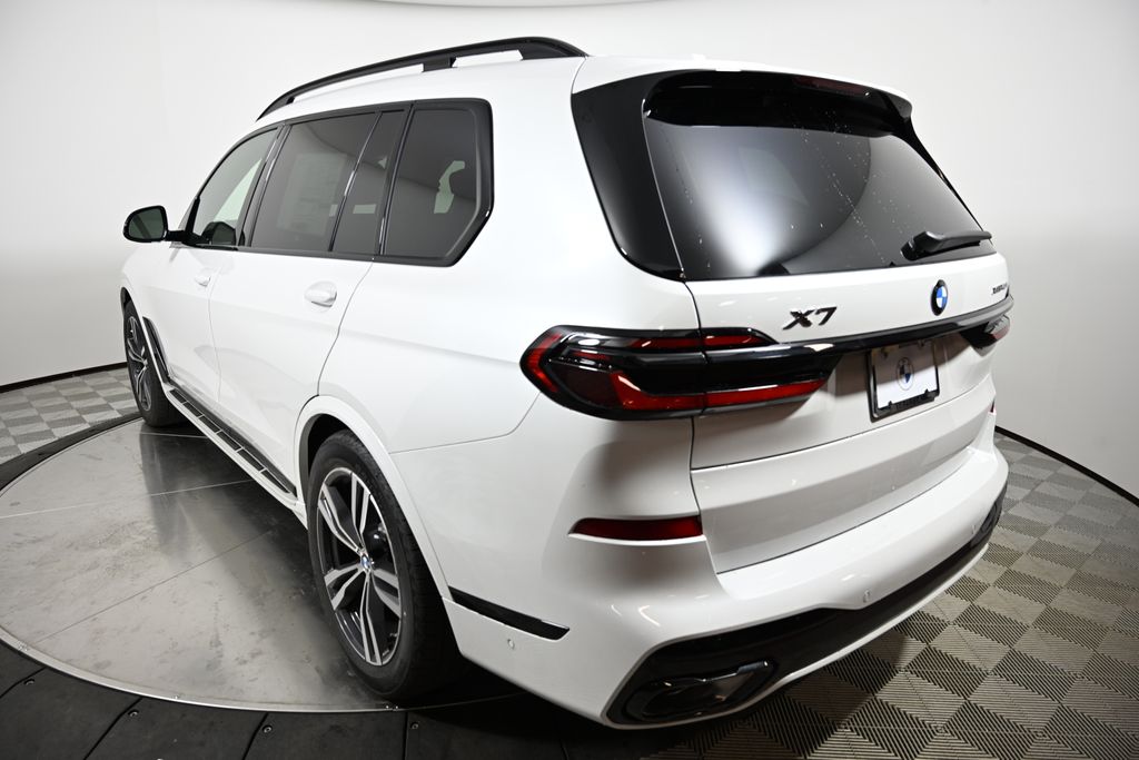 2026 BMW X7 xDrive40i 3