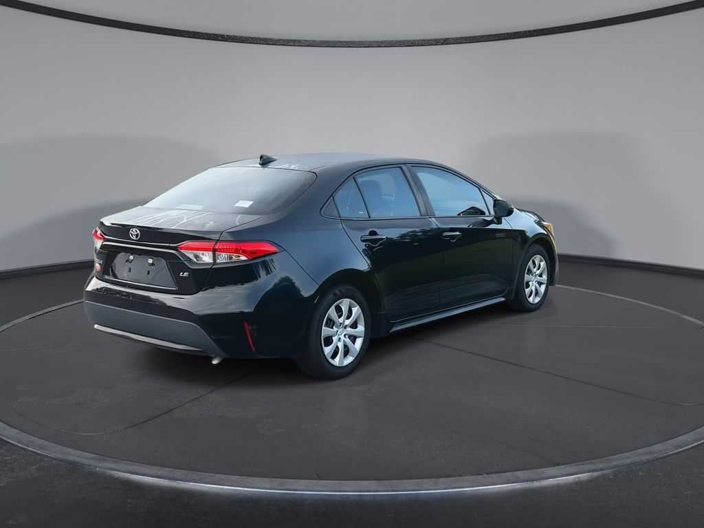 Thumbnail: 2022 Toyota Corolla - 8