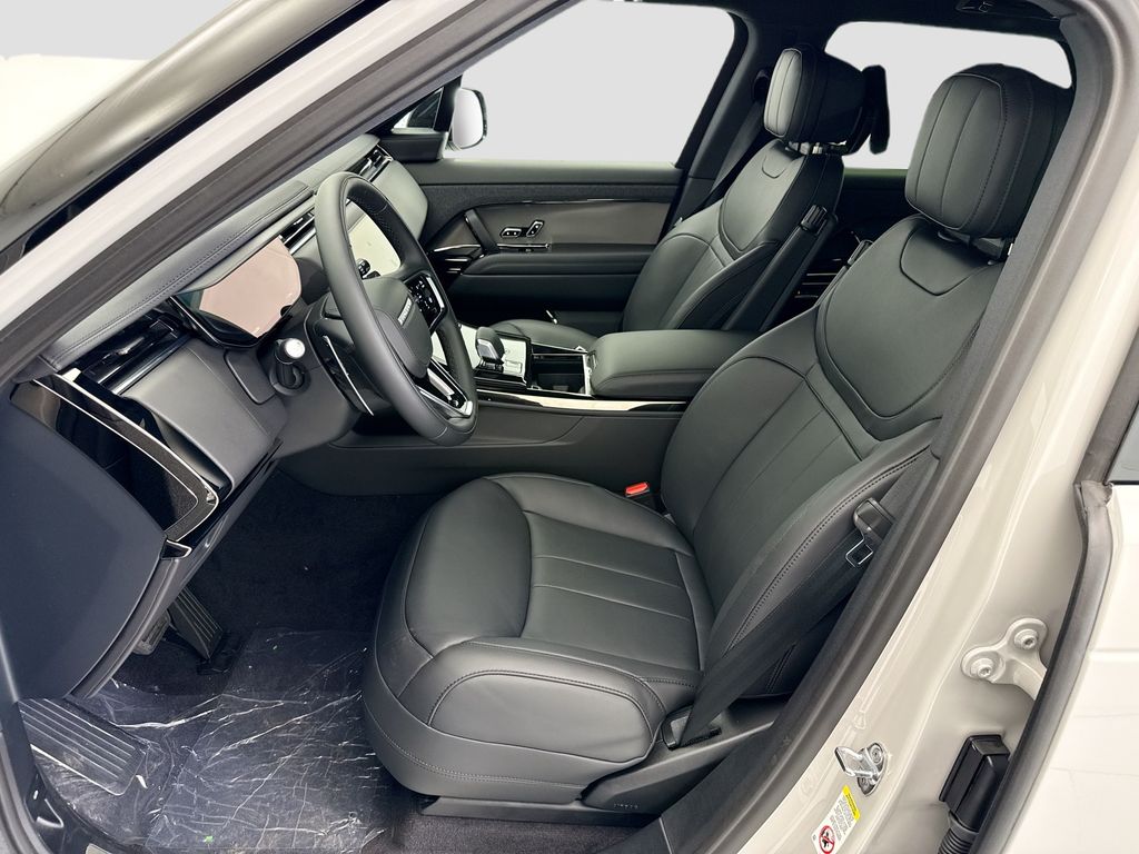 Thumbnail: 2026 Land Rover Range Rover Sport - 18