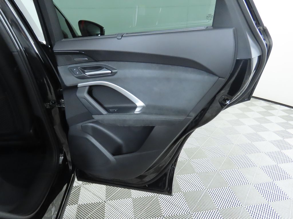 2025 Audi SQ5 Premium 27