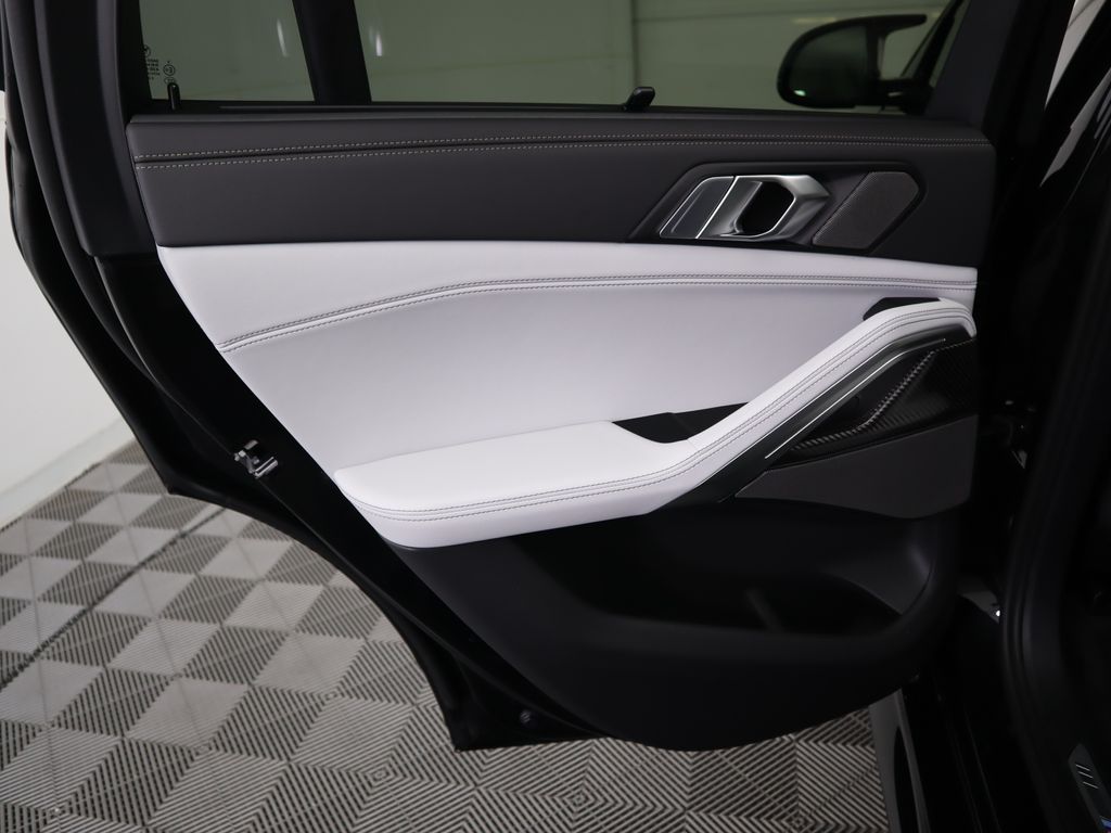 Thumbnail: 2026 BMW X6 - 27