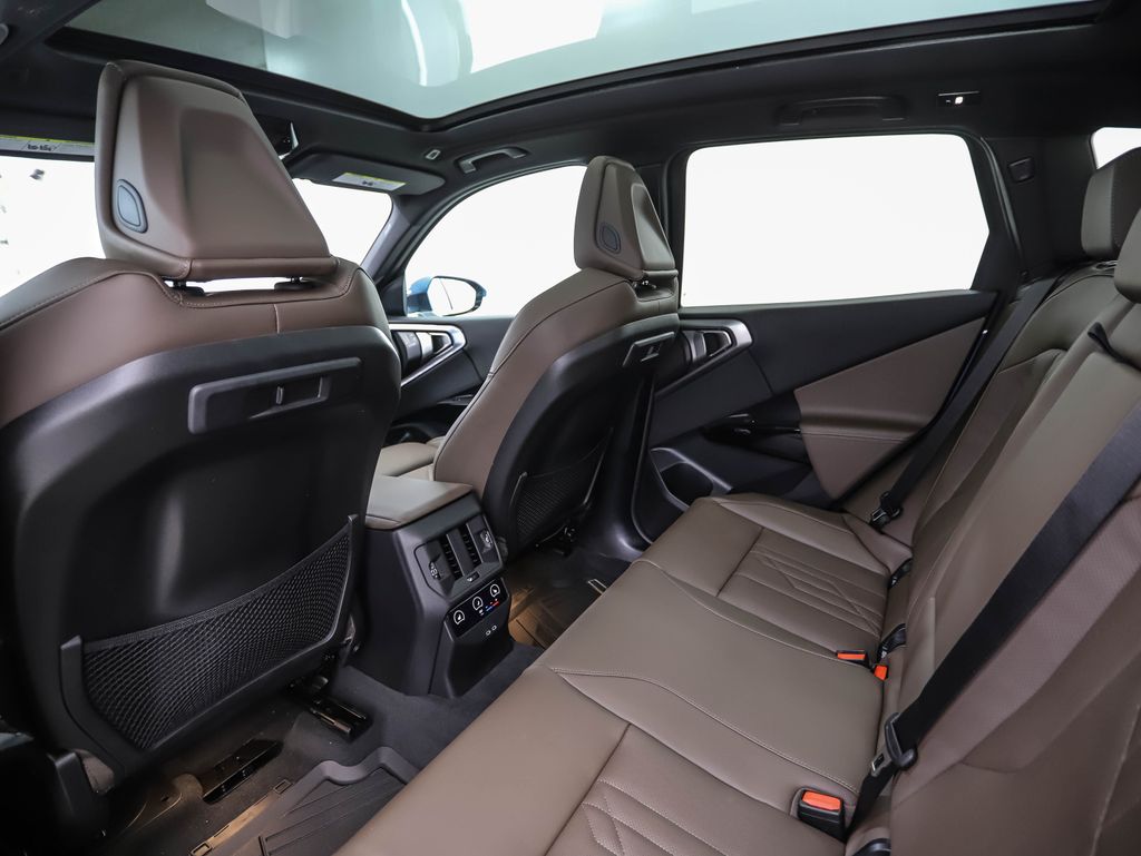 Thumbnail: 2026 BMW X3 - 21