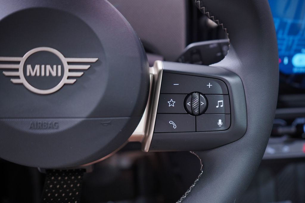 Thumbnail: 2025 MINI Cooper - 21