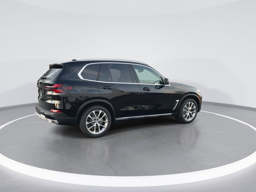 Thumbnail: 2026 BMW X5 - 8