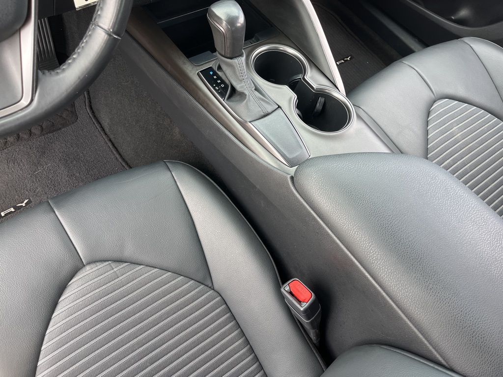 Thumbnail: 2021 Toyota Camry - 20