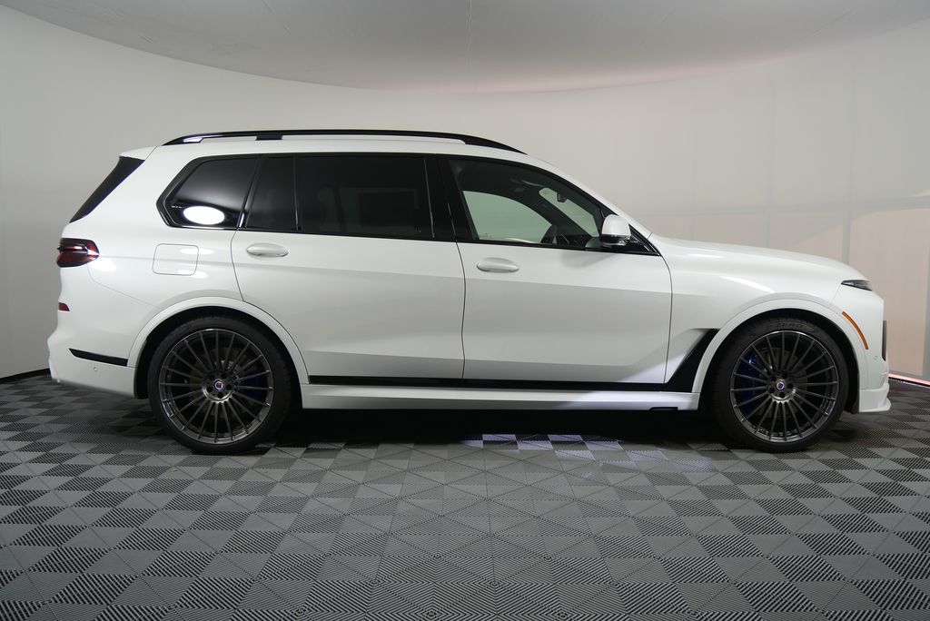 2026 BMW X7 Alpina XB7 2