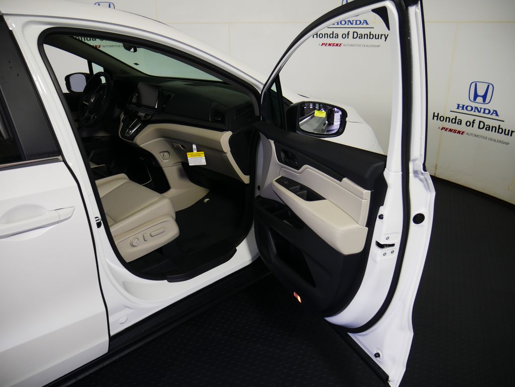 Thumbnail: 2026 Honda Odyssey - 7