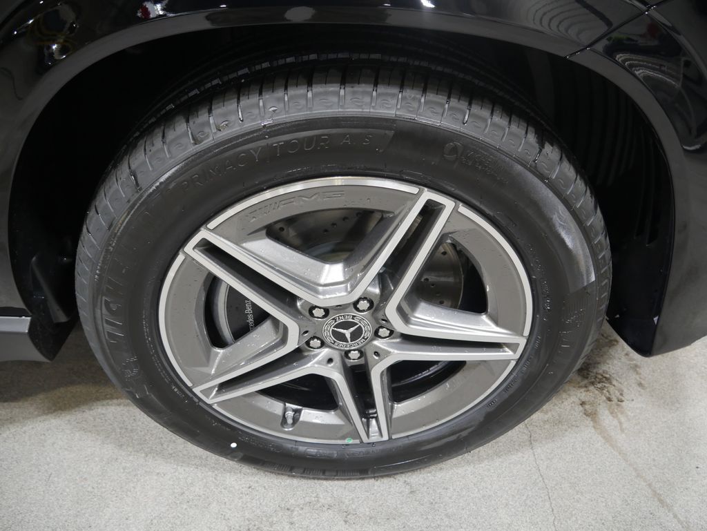 Thumbnail: 2026 Mercedes-Benz GLE - 15