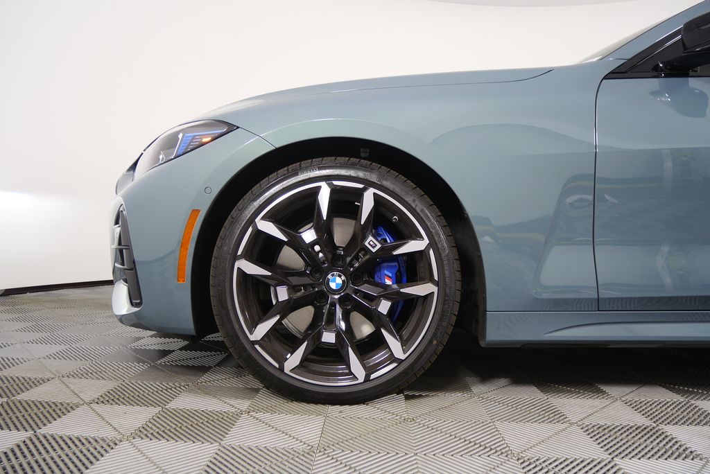 Thumbnail: 2026 BMW 4 Series - 8