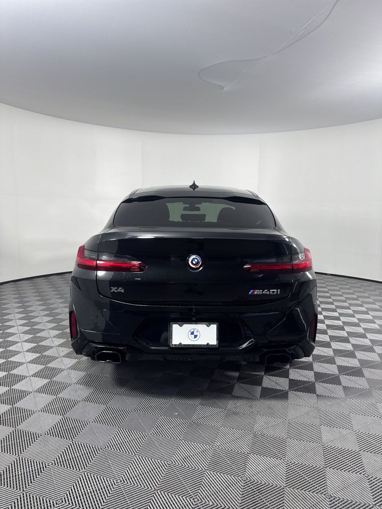 Thumbnail: 2023 BMW X4 - 6