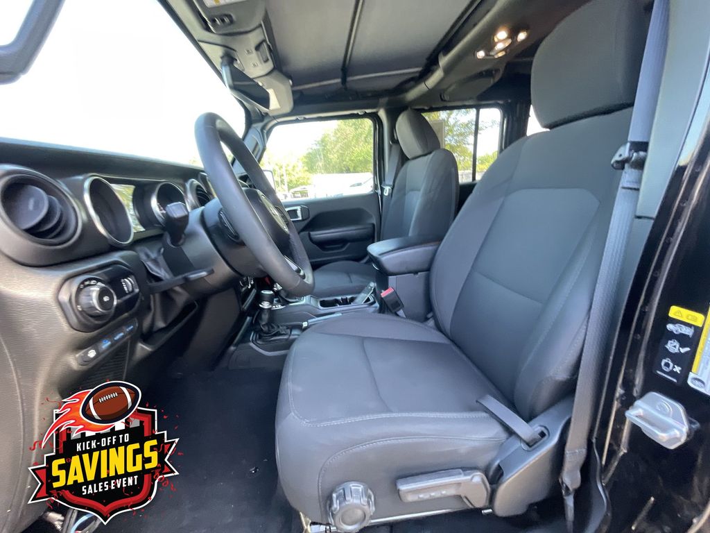 Used 2023 Jeep Wrangler SUV
