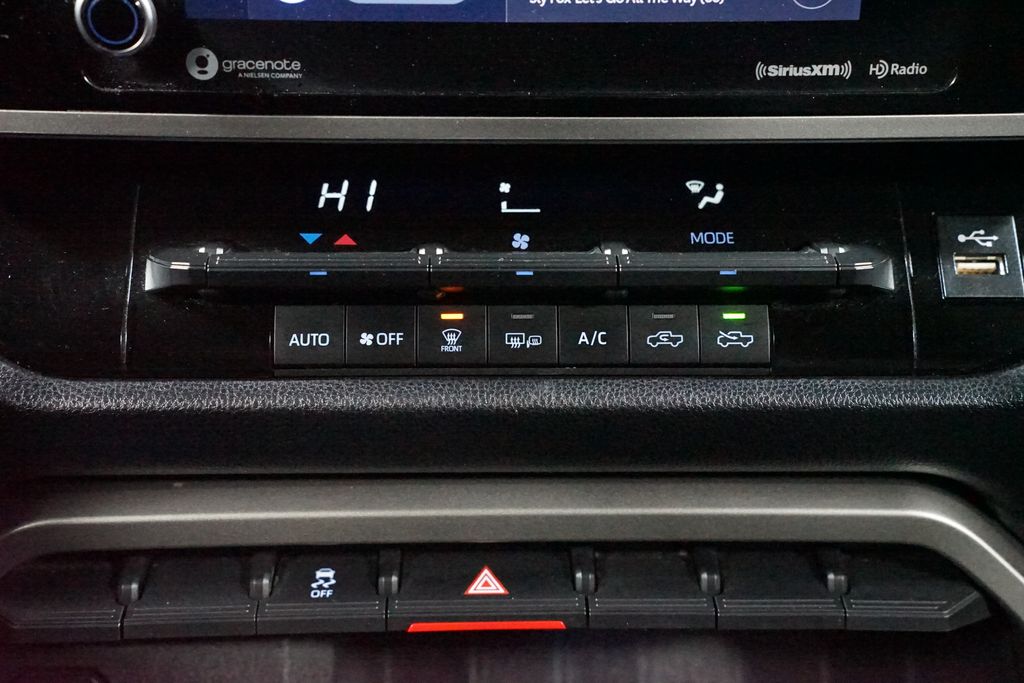 Thumbnail: 2022 Toyota Tundra - 22