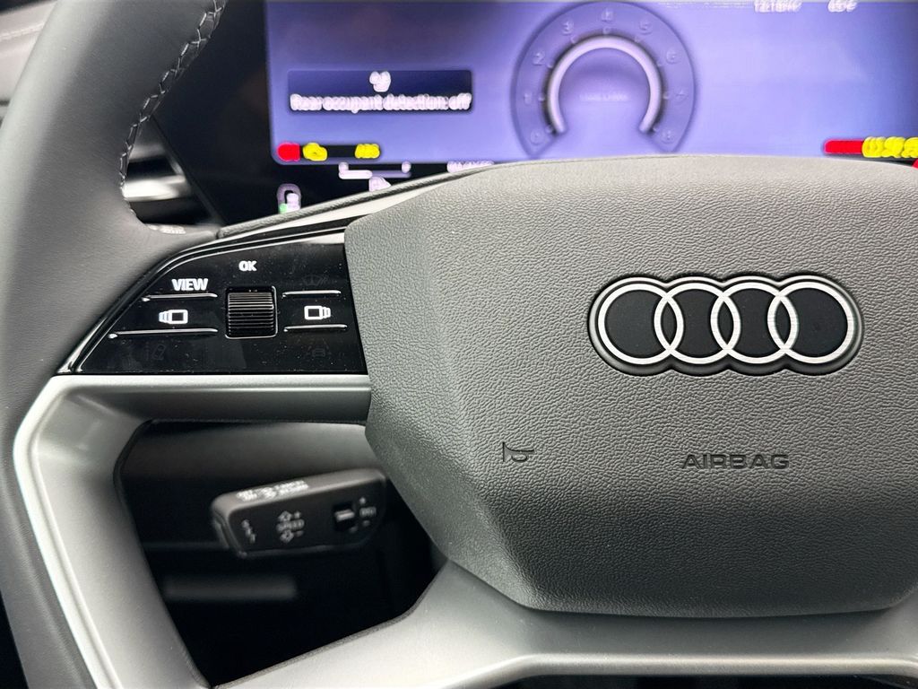 Thumbnail: 2026 Audi Q5 - 11