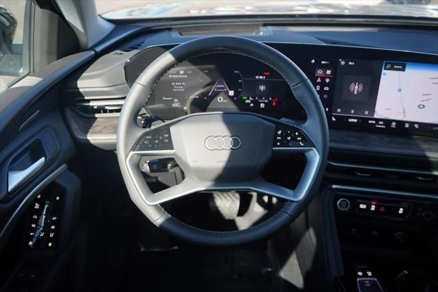 Thumbnail: 2025 Audi Q5 - 9