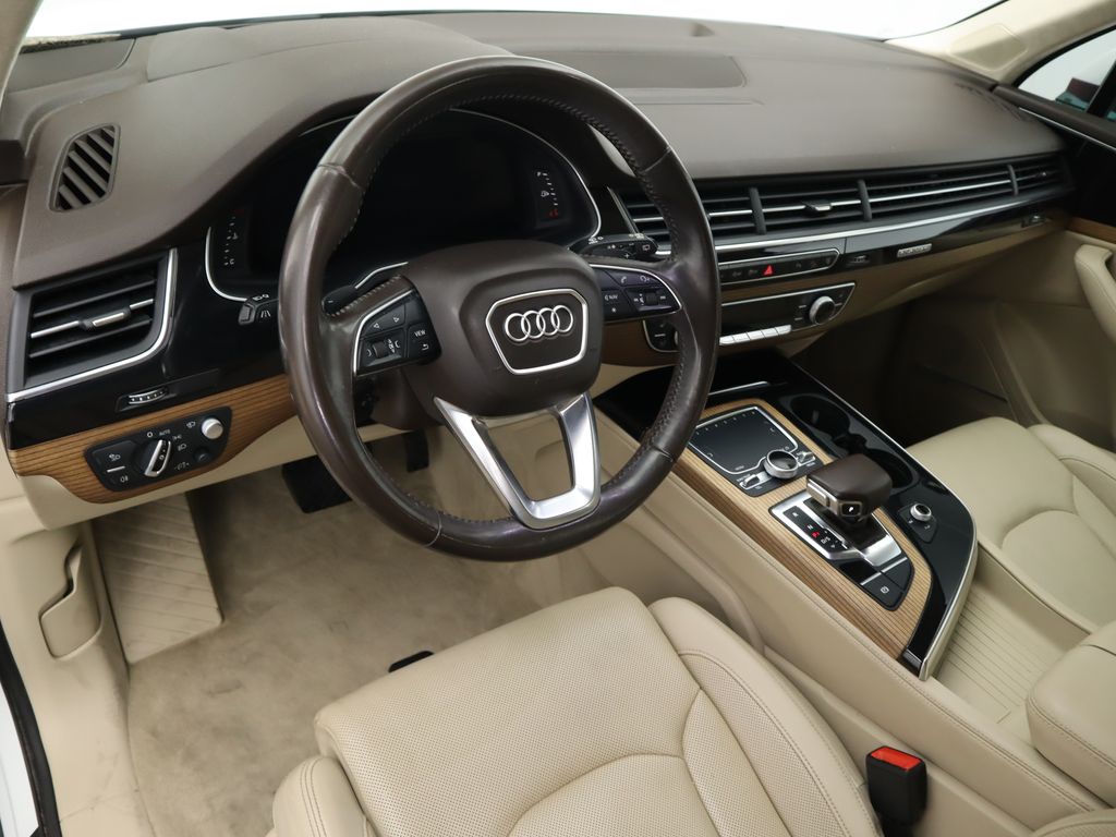 2017 Audi Q7 Prestige 9