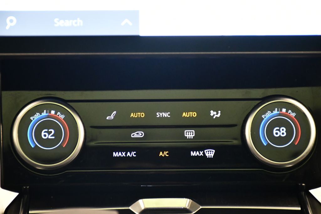 Thumbnail: 2022 Land Rover Range Rover - 26