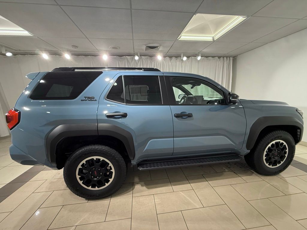 Thumbnail: 2025 Toyota 4Runner - 6