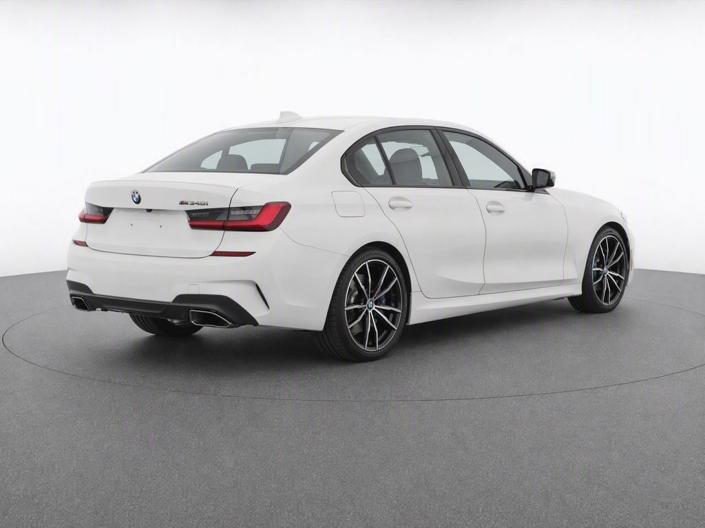 Thumbnail: 2022 BMW 3 Series - 30