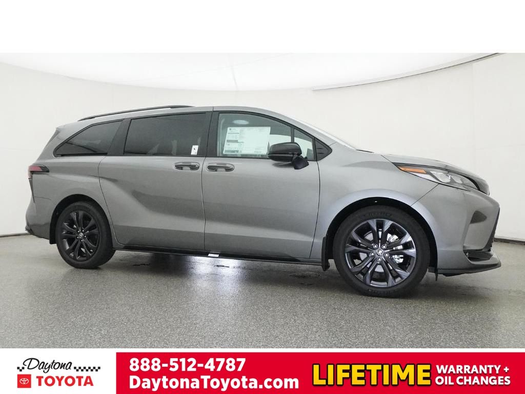 New 2026 Toyota Sienna Van
