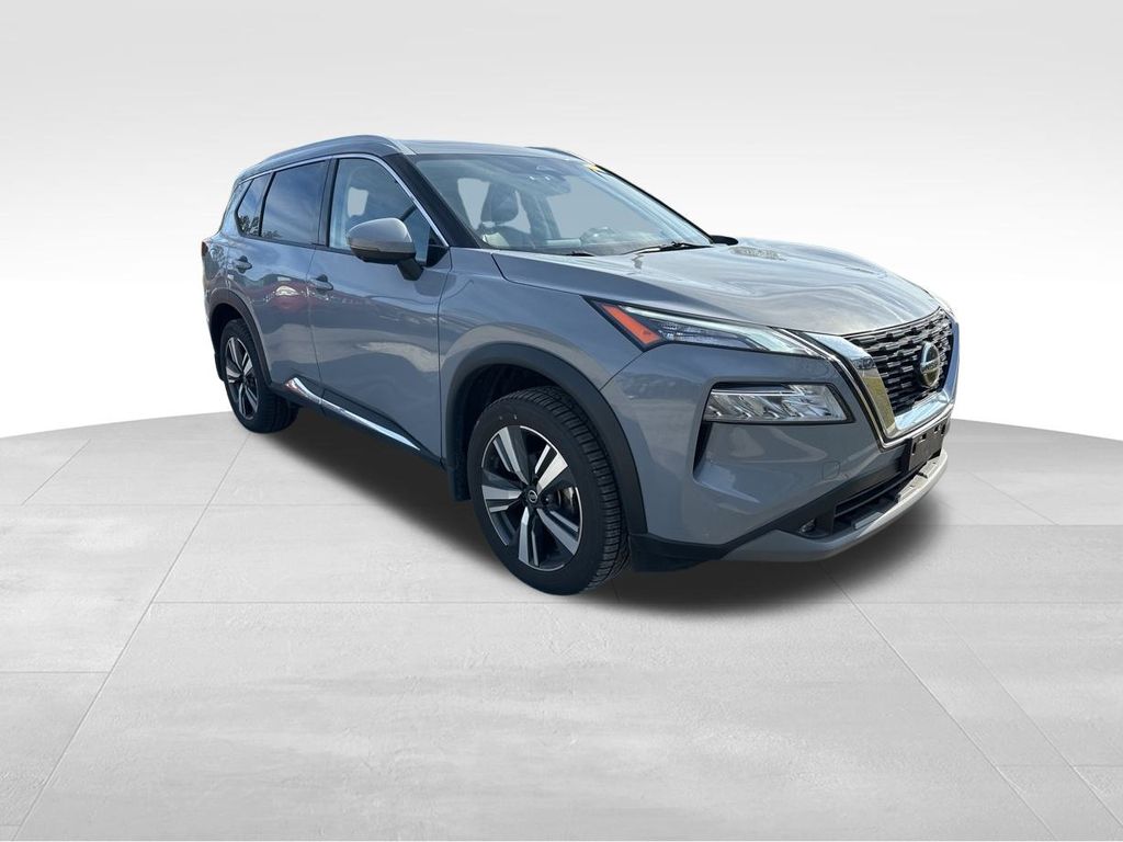 2021 Nissan Rogue SL 3