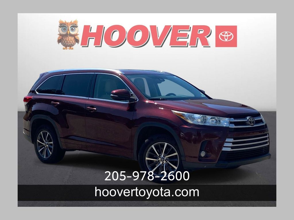 Ooh La La Rouge Mica 2017 Toyota Highlander SUV / Crossover Front-Wheel Drive 8-Speed Automatic