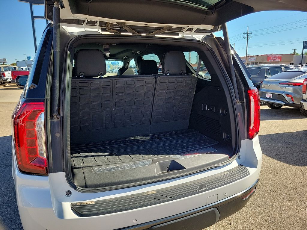 2023 GMC Yukon AT4 White at Brown Buick GMC