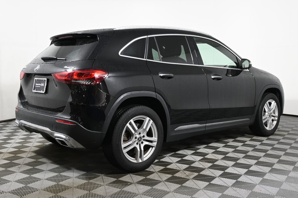 Thumbnail: 2023 Mercedes-Benz GLA - 10