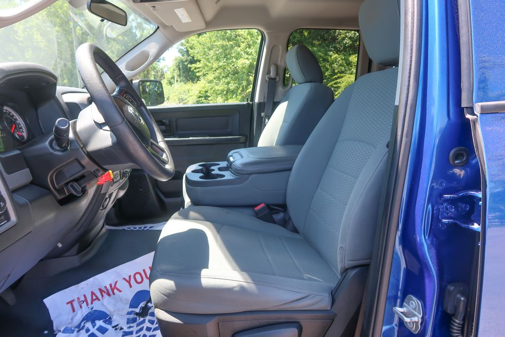 2019 Ram 1500 Classic Express Quad Cab 4x4 6'4" Box