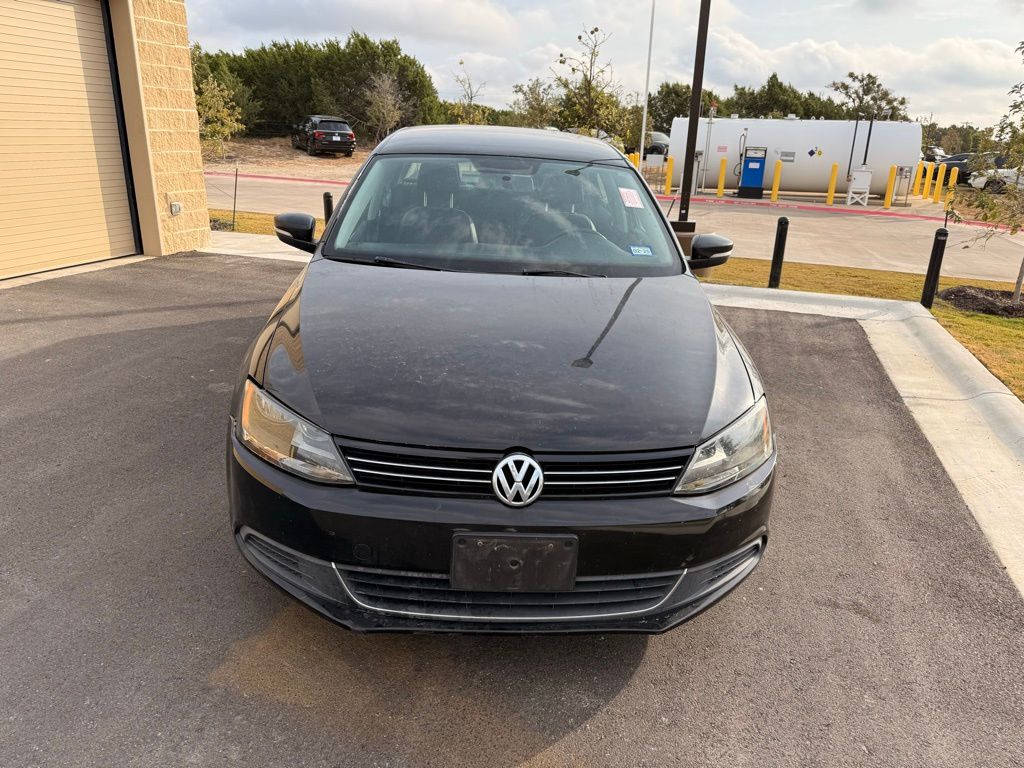 Thumbnail: 2013 Volkswagen Jetta - 2