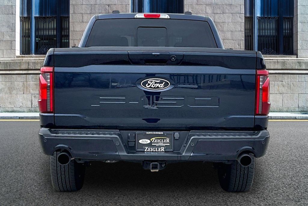 View vehicle photo 4