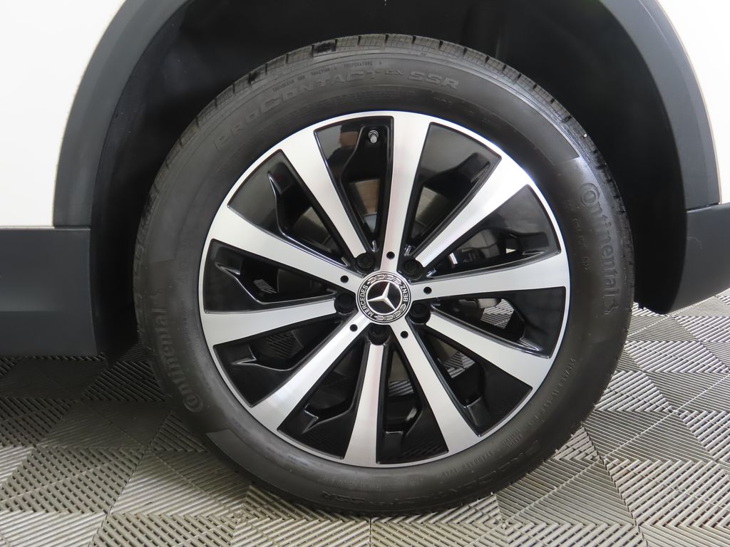 Thumbnail: 2023 Mercedes-Benz GLA - 31