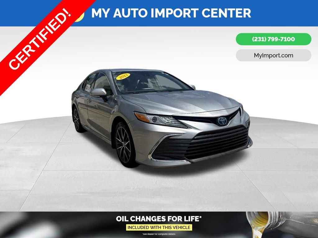 Celestial Silver Metallic 2023 Toyota Camry Hybrid Sedan Front-Wheel Drive Continuously Variable Transmission