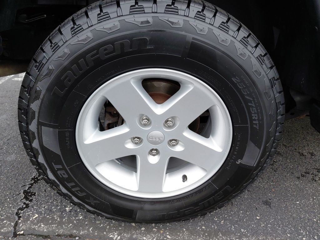 Thumbnail: 2017 Jeep Wrangler - 19